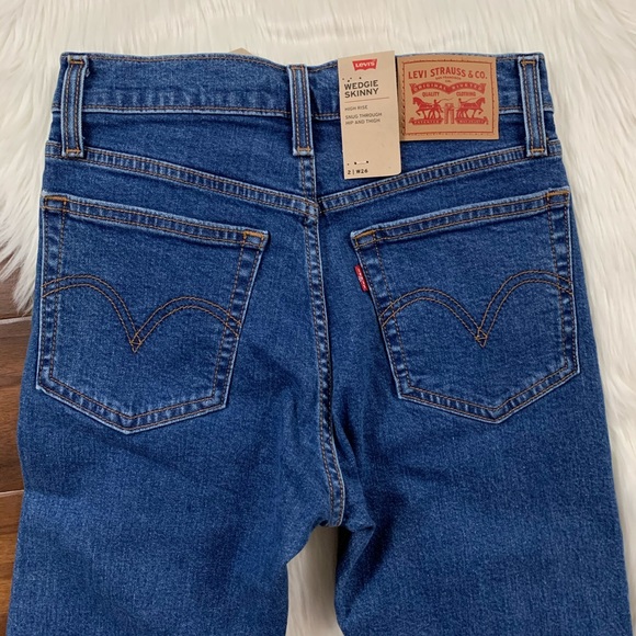 Levi’s Pacific Stone Wedgie Skinny Denim Jeans - Picture 8 of 8